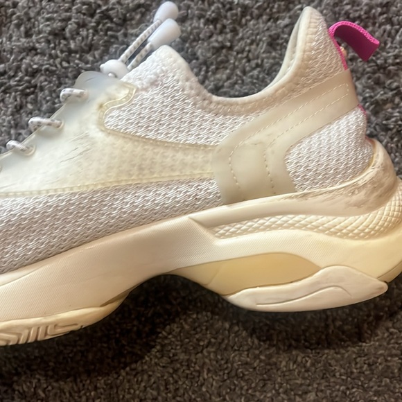 3/$15. Steve Madden sneakers 8 - Picture 4 of 8